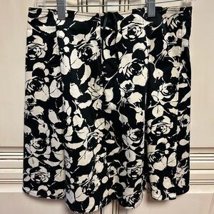 INC Stretch skirt size 6